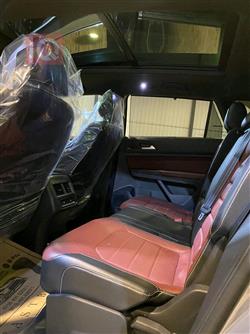 ڤۆڵکسواگن ئەتڵەس کرۆس سپۆرت